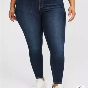 Torrid Bombshell Stretch Dark Blue Skinny Jeans NWT